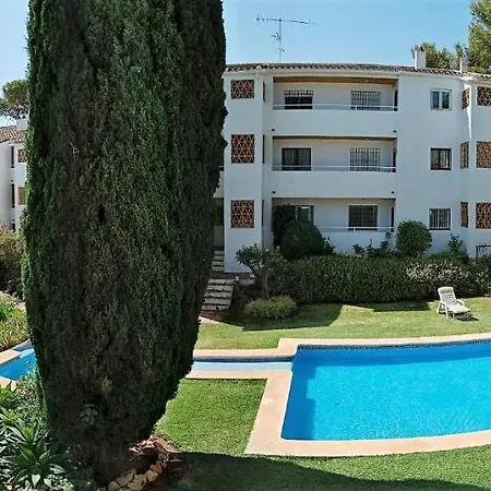 2 Bed W/pool Close To + Amenities Ситио-де-Калаонда