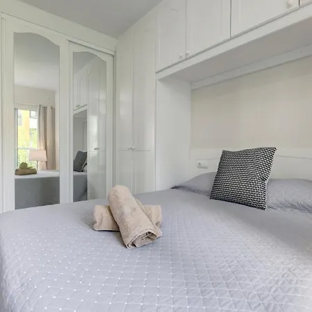 2 Bed W/pool Close To + Amenities Ситио-де-Калаонда